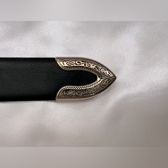 Belt from Express with silver hardware - Picture 4 of 8